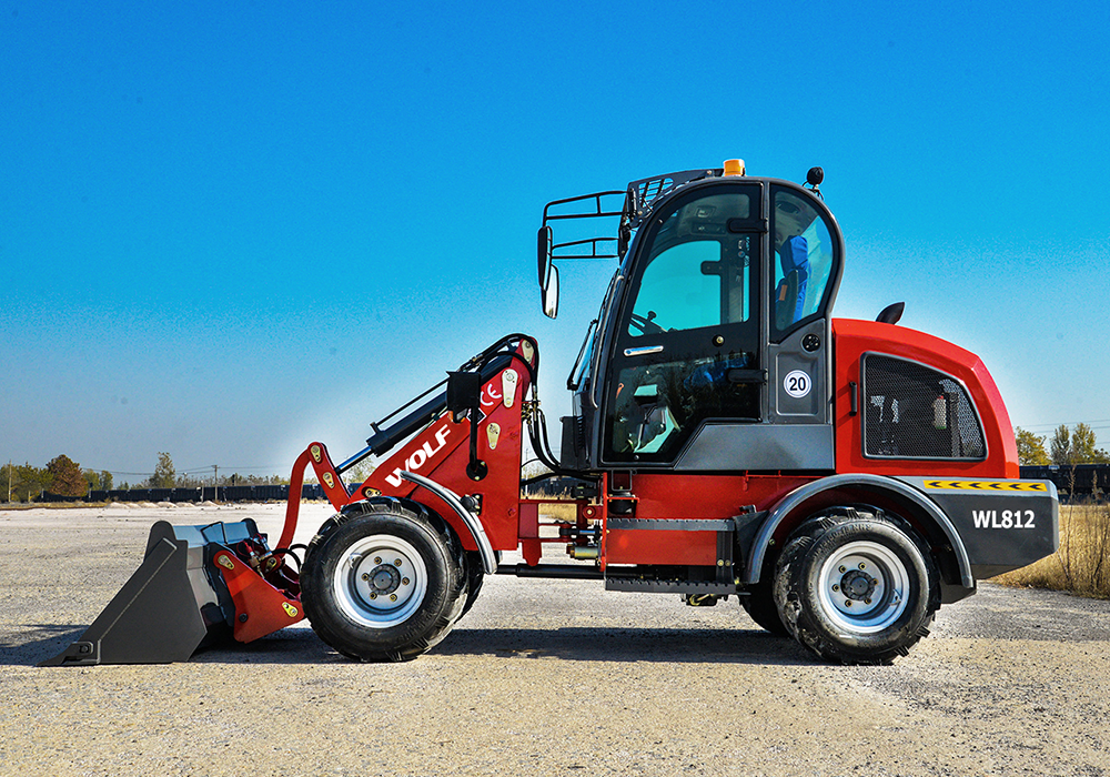 Farmic Wolf  WL812 dieselkuormaaja